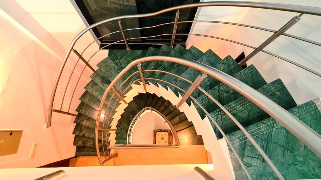 Lifespace- Spacious Hostel In A Luxurious Villa Pune Ngoại thất bức ảnh